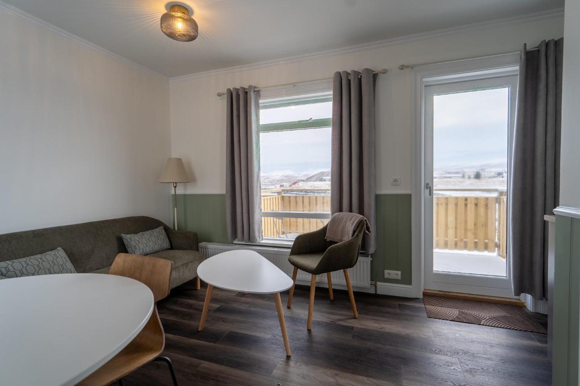 Hotel Bloenduos Blonduos Eksteriør bilde