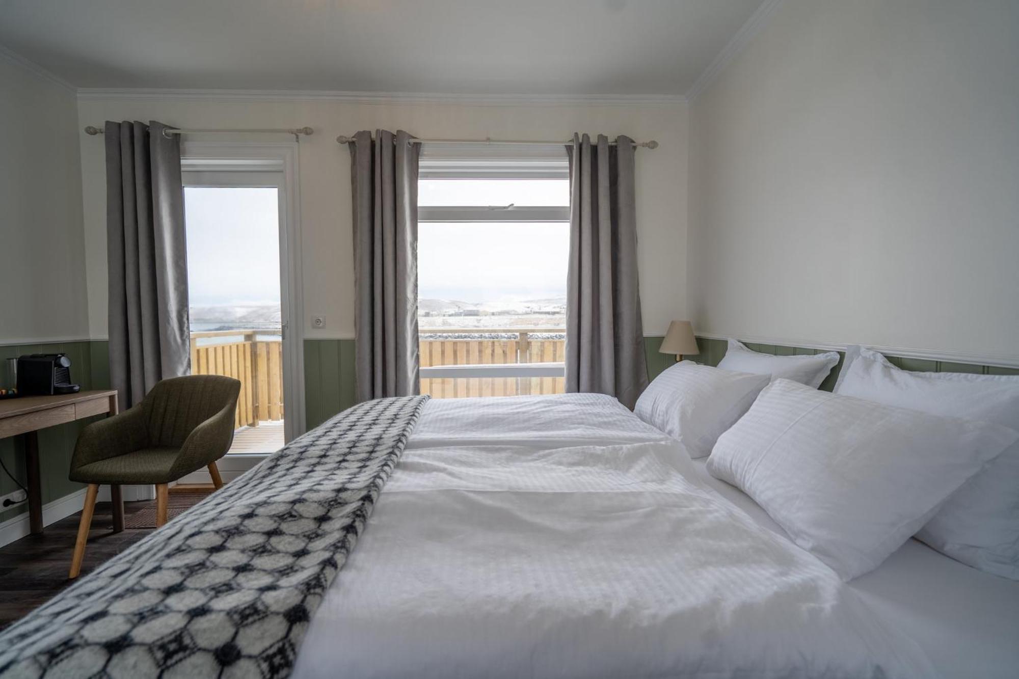Hotel Bloenduos Blonduos Eksteriør bilde